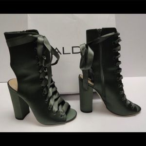 Aldo Rosamilia lace-up block heel bootie, blk sz 7